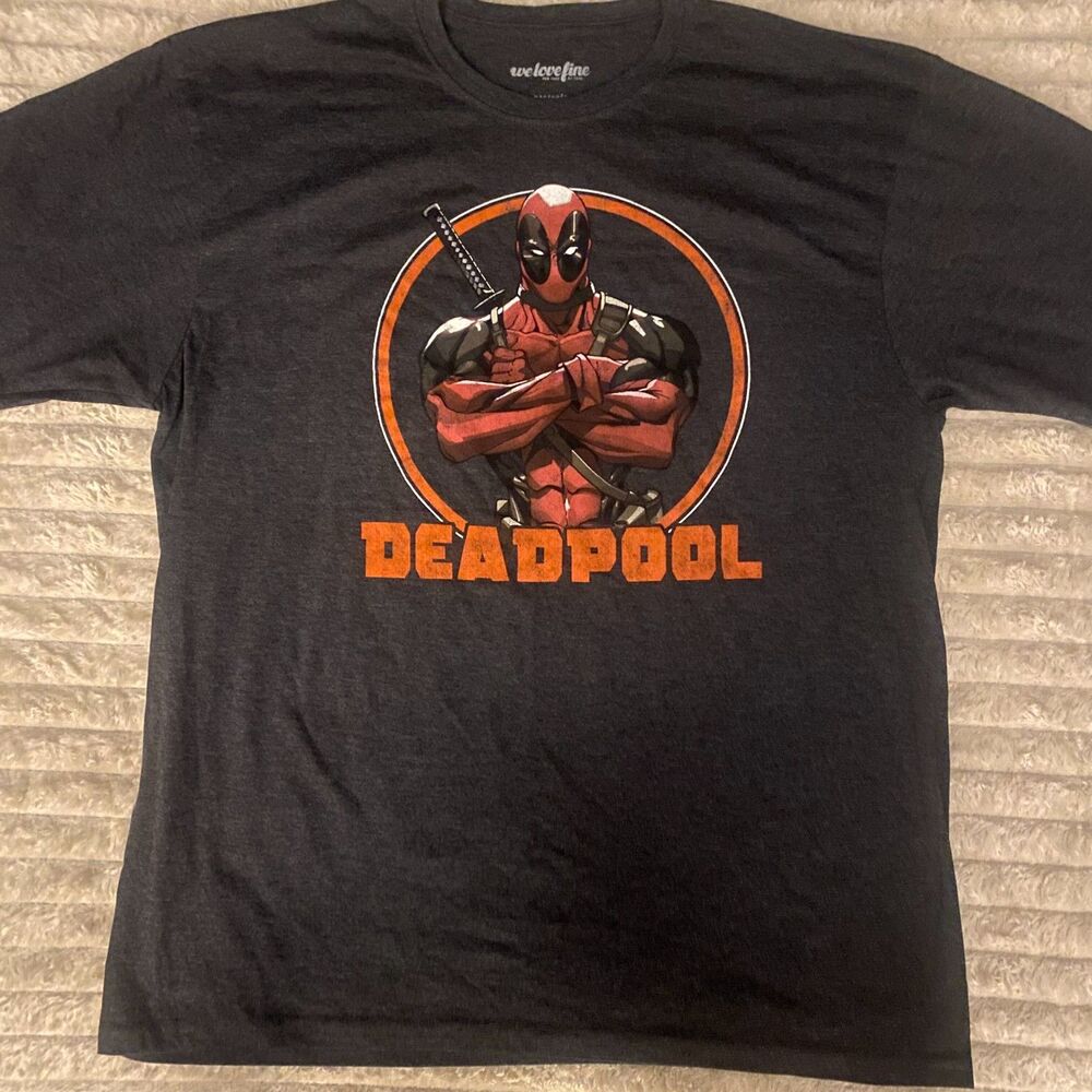 WeLoveFine Marvel Deadpool Graphic T-Shirt Men's Size XL Grey Arms Crossed Logo